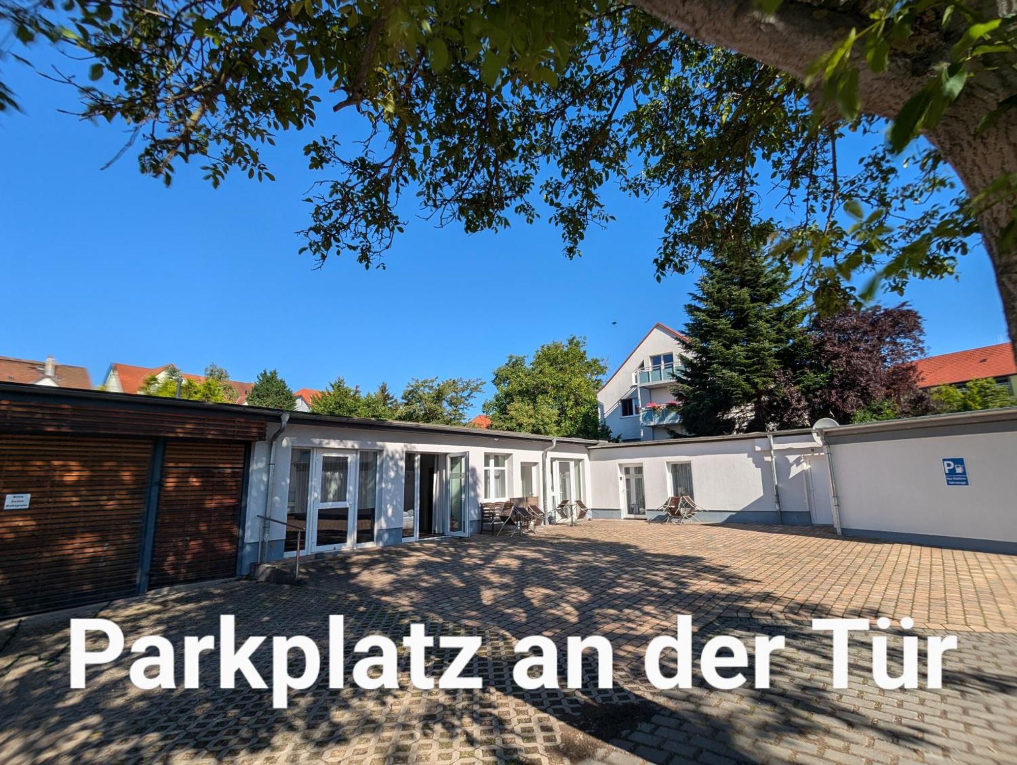 Fewo Urban Gotha-Apartment Ekhof- Am Schlosspark- Parken An Der Der Tuer- Barrierefrei, 900 Meter Zum Bahnhof - Wallbox Exteriör bild